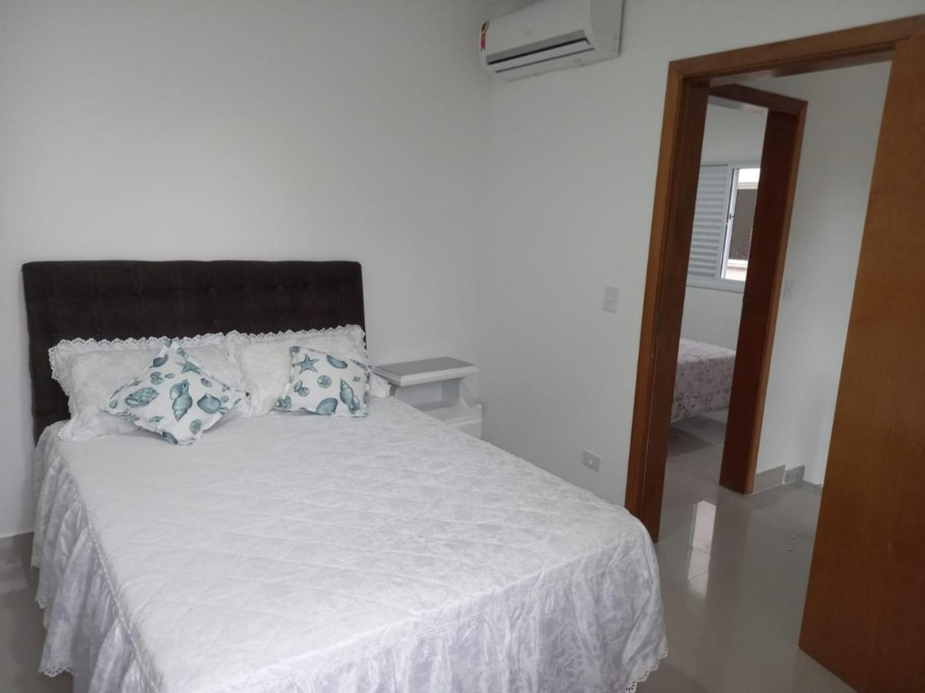 גוארויה Sobrado 08 Com Duas Suites, Conf מראה חיצוני תמונה